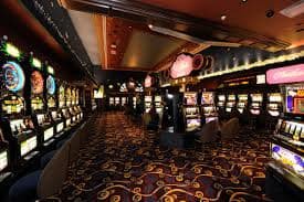 Adult user exploring 7256bet with a Chattogram casino-style guide